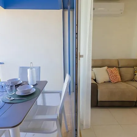 Modern 2br With Balcony And Gym Hh 公寓