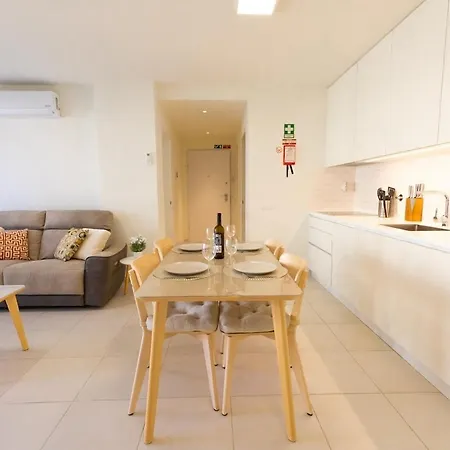 Modern 2br With Balcony And Gym Hh 塔维拉