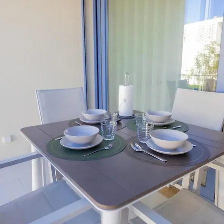Apartamento Modern 2br With Balcony And Gym Hh