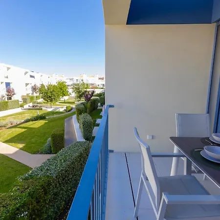 Modern 2br With Balcony And Gym Hh *