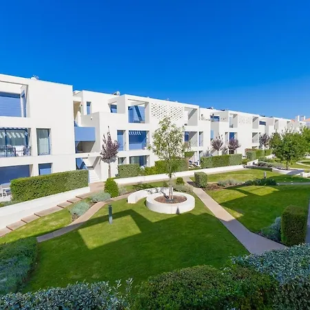 Modern 2br With Balcony And Gym Hh *